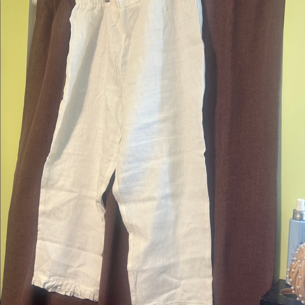 For Cynthia Woman’s Cream Chinos with Ruffle Hem